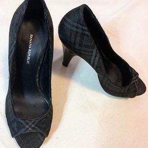 Banana Republic Women's Shoes Size 6